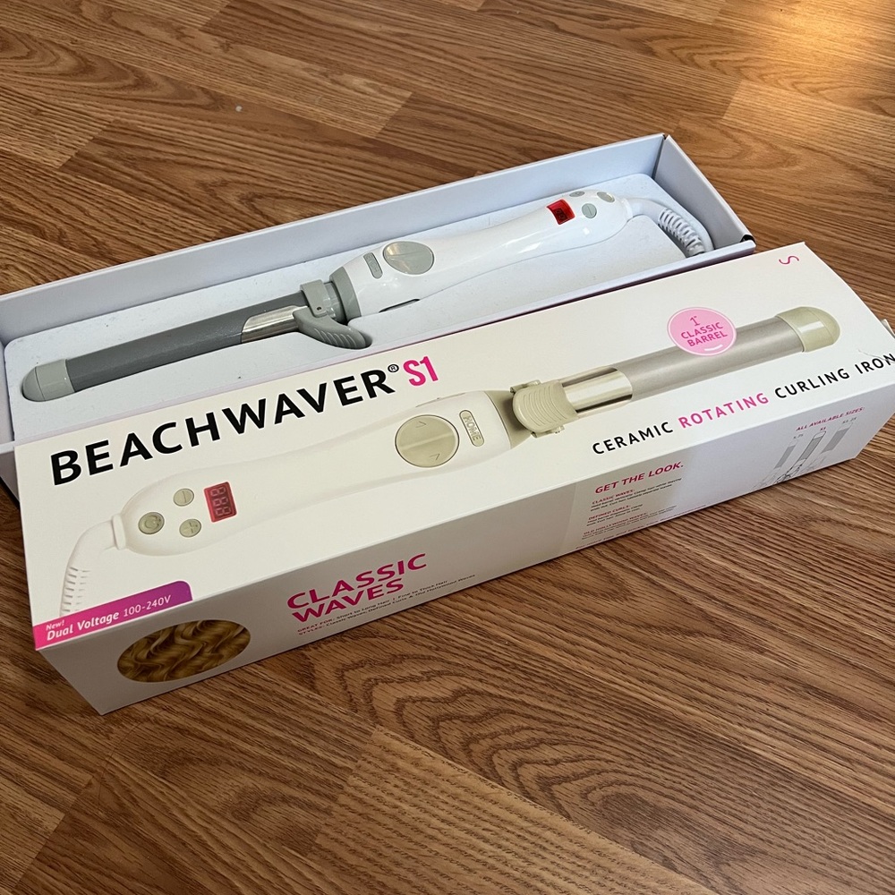Beachwaver rotating ceramic curling iron
